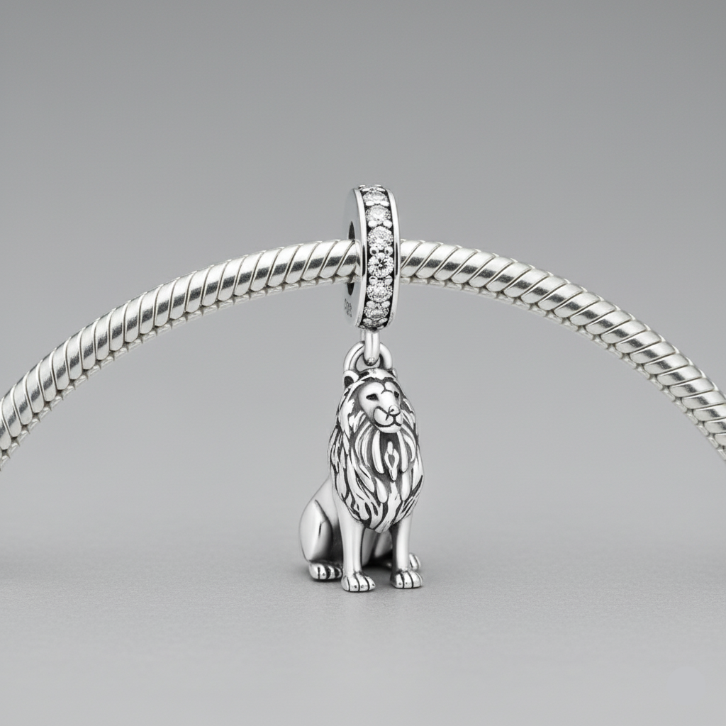 Sovereign Mane Charm